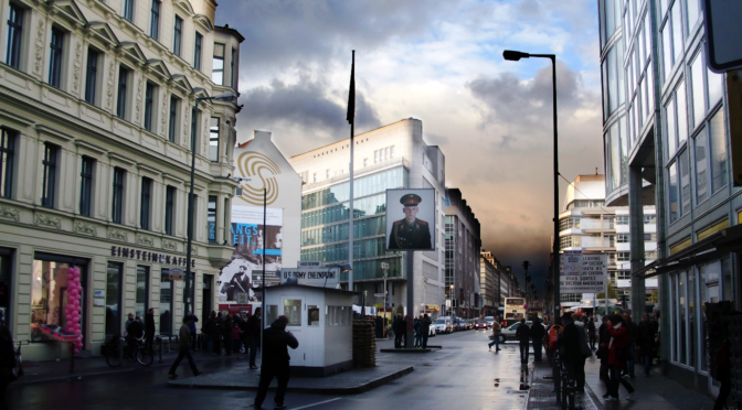 Le palimpseste Checkpoint Charlie : essai de scénologie d’un lieu emblématique